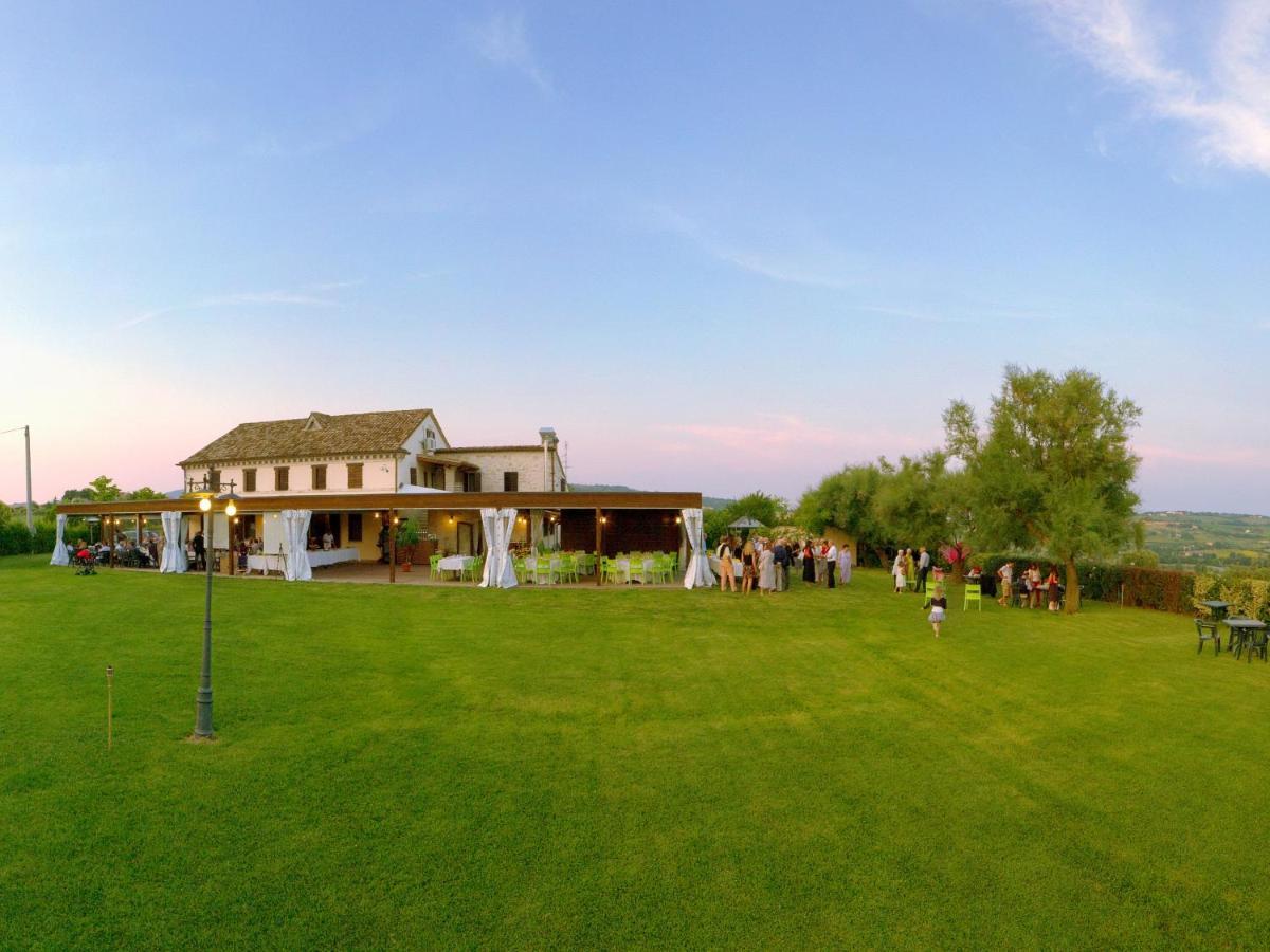 Il Girasole Country House Camerano Kültér fotó